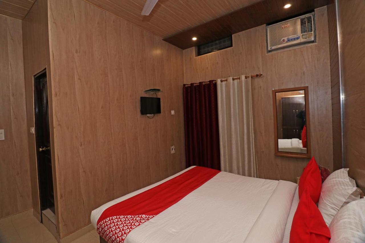 Oyo 27750 Bhagwati Residency Hotel Mirzāpur Exterior foto
