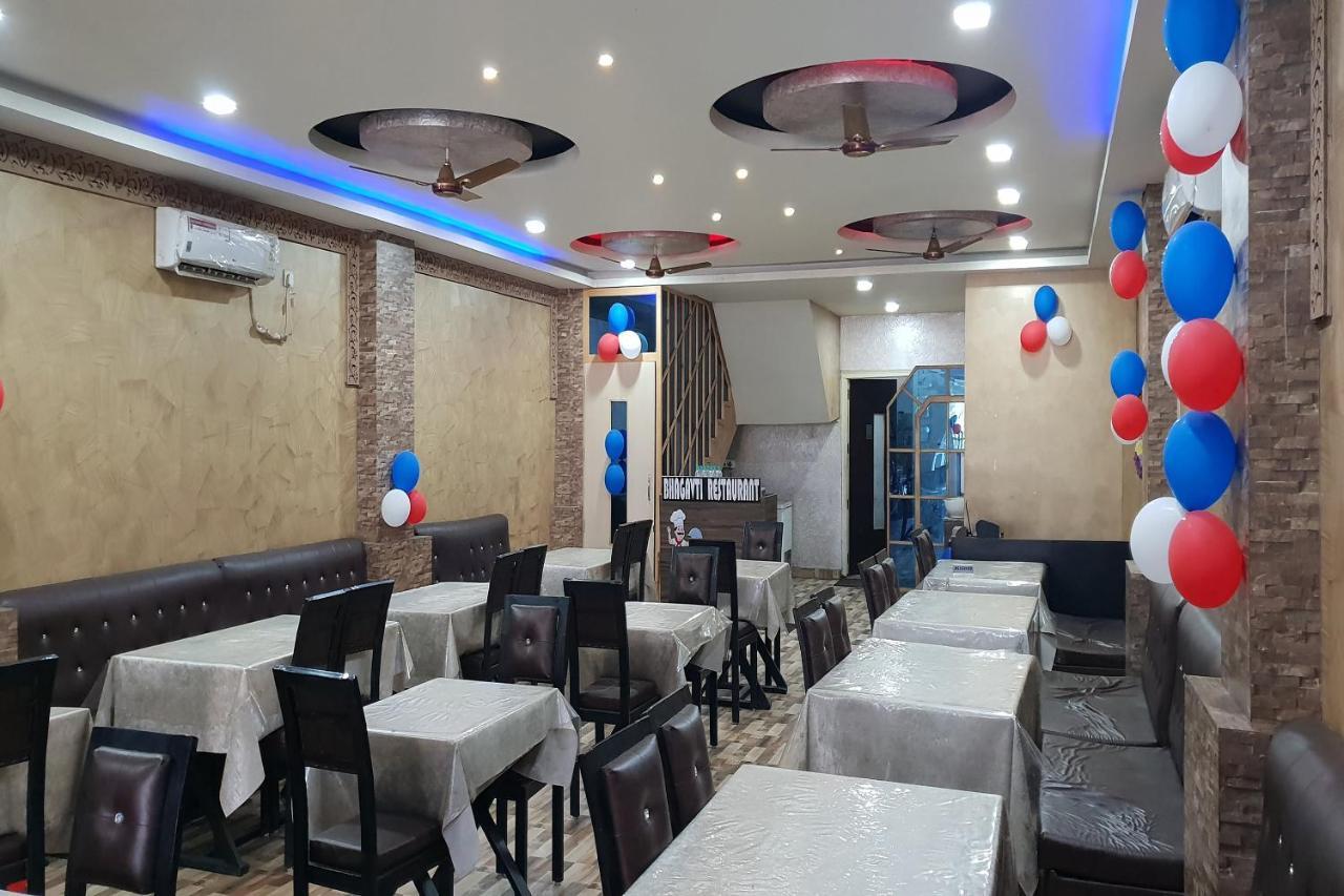 Oyo 27750 Bhagwati Residency Hotel Mirzāpur Exterior foto