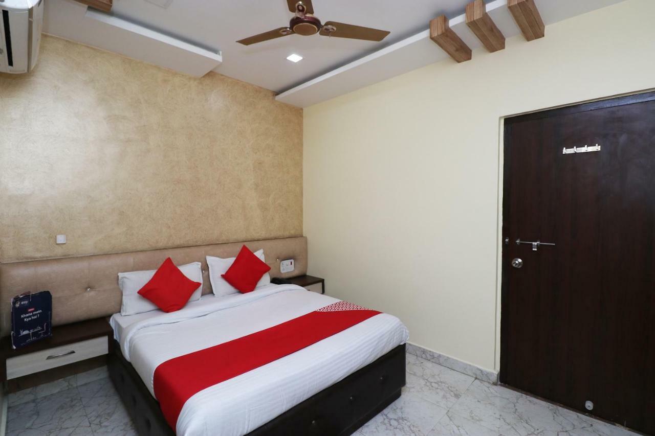 Oyo 27750 Bhagwati Residency Hotel Mirzāpur Exterior foto